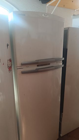Nevera Whirlpool combi 180x60x60