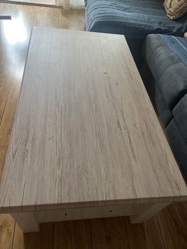 Mesa de salón - madera blanca
