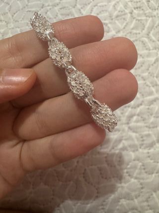 Pulsera plateada brillante perlas plata de ley 925