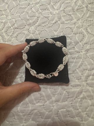Pulsera plateada brillante perlas plata de ley 925