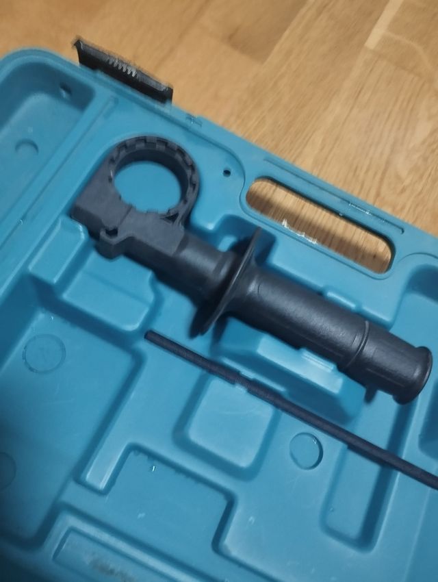 Taladro percutor Makita HP2031