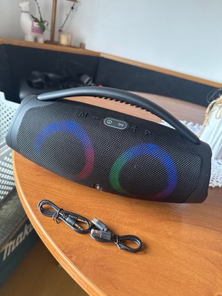 Altavoz Bluetooth Portátil con Luces