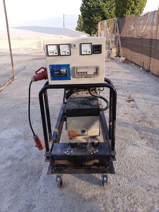 Generador eléctrico diésel lombardini
