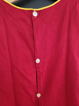 Grembiule rosso e giallo vintage