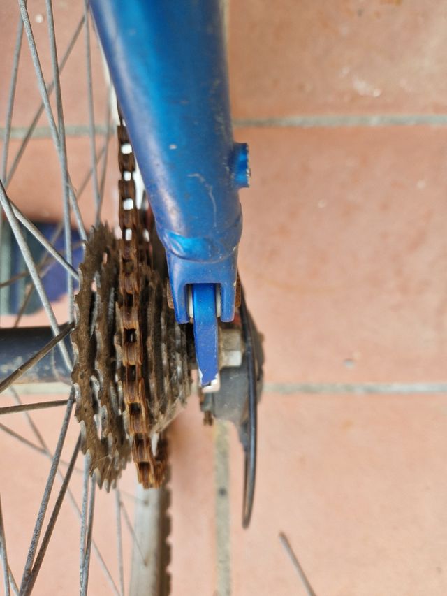 Bicicleta montaña azul