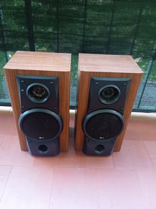 Altavoces LG - 2 Torres
