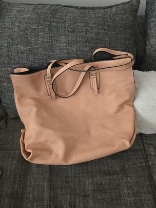 Bolso beige grande