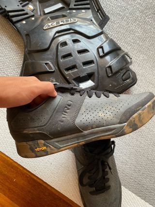 Peto Acerbis + zapatillas descenso