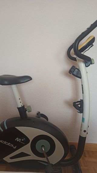 Bicicleta estática M-Fitness