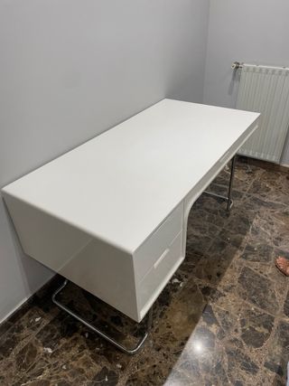 Mesa escritorio / despacho blanca