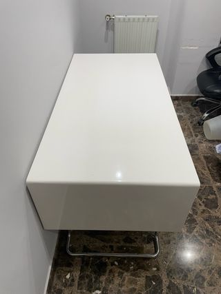 Mesa escritorio / despacho blanca