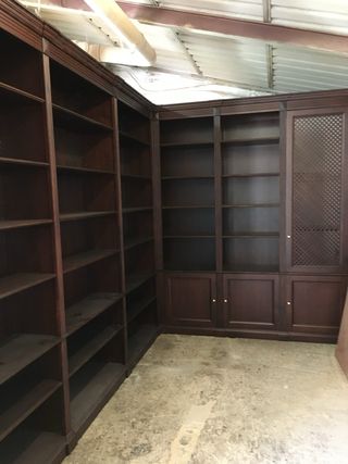 Libreria angolare in legno massello