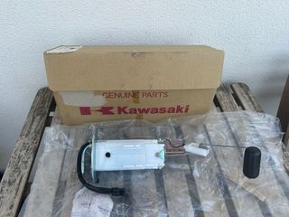 Bomba gasolina Kawasaki ER-6