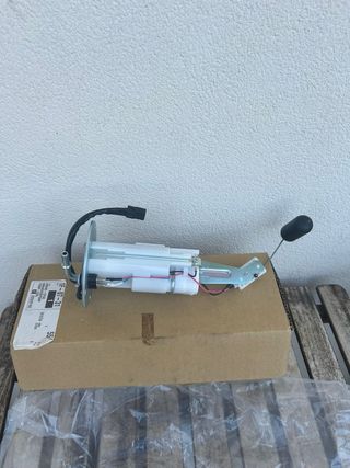 Bomba gasolina Kawasaki ER-6