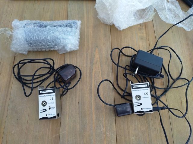 CRX11:Transmisor y Receptor IR (mando a distancia)