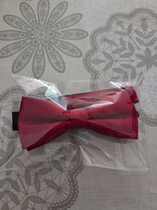 Pajarita roja - Nueva