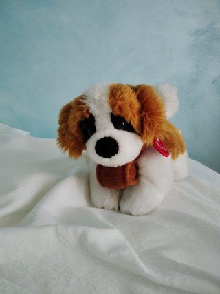 Peluche cane San Bernardo. 