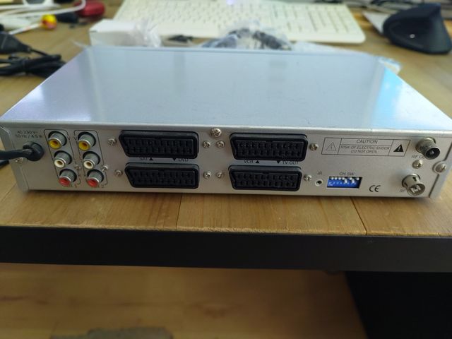 Conmutador modulador FTE Maximal Multivision Plus