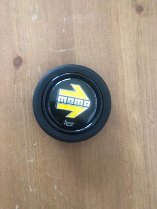Volante Momo Prototipo Cuero