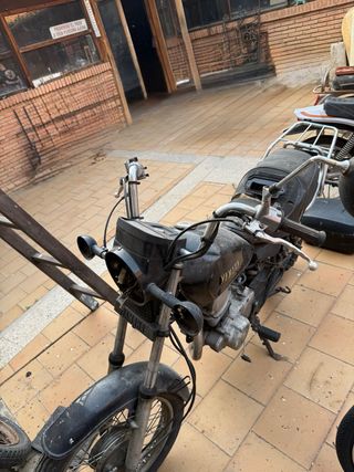Yamaha SR 125 Moto clásica