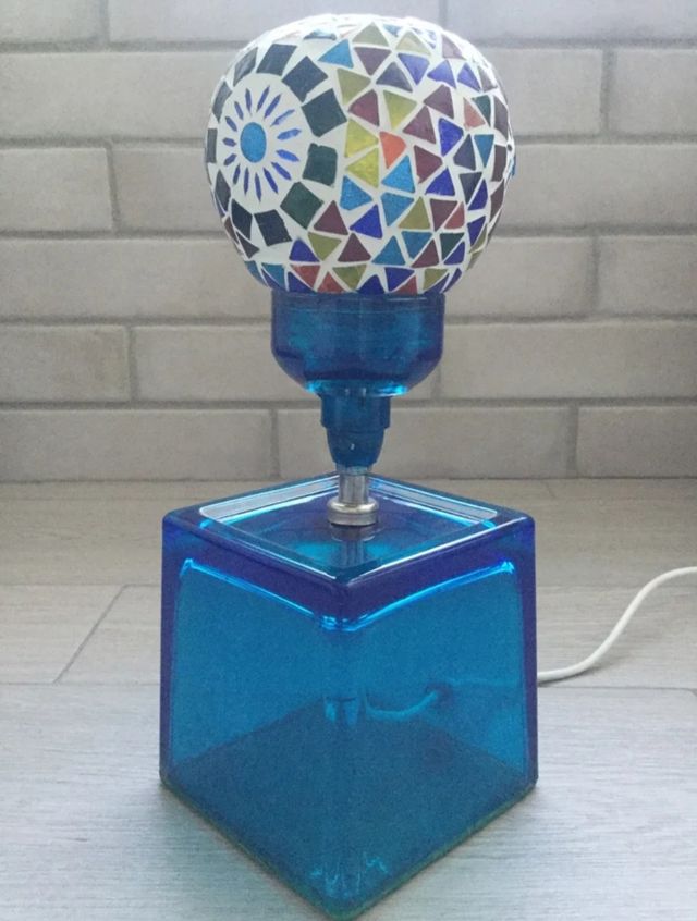 IDEA REGALO. Lámpara artesanal materiales reciclad