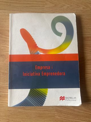 EIE Empresa i Iniciativa Emprenedora 13