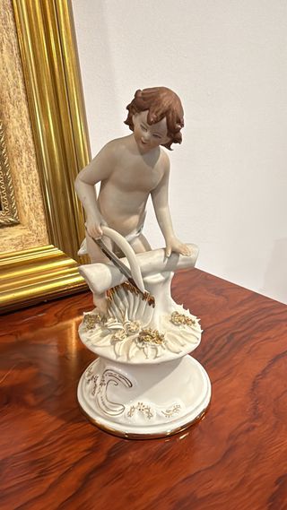 FIGURA QUERUBÍN SERRANDO