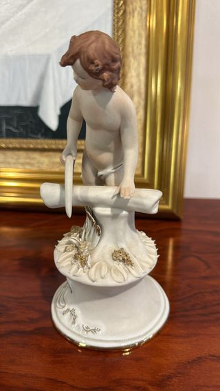 FIGURA QUERUBÍN SERRANDO