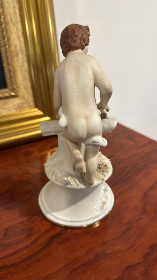 FIGURA QUERUBÍN SERRANDO