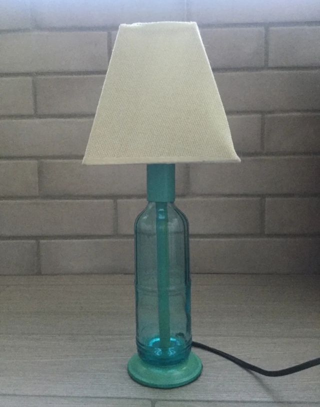 IDEA REGALO. 2 LÁMPARAS ARTESANAL MATERIALES RECIC