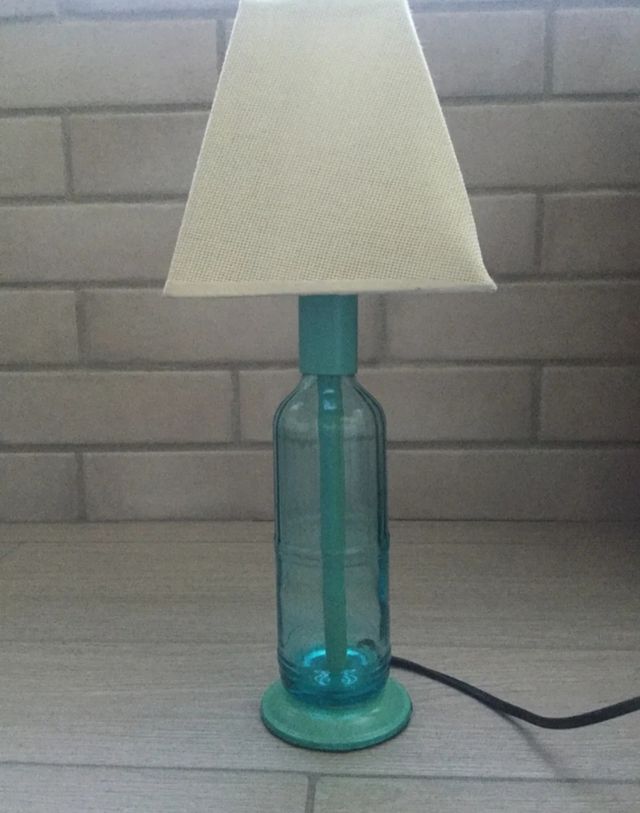 IDEA REGALO. 2 LÁMPARAS ARTESANAL MATERIALES RECIC