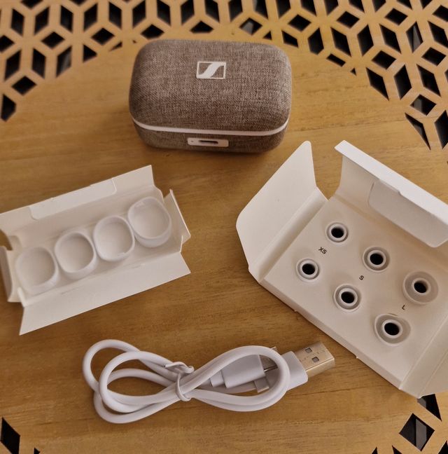Sennheiser Estuche Carga y accesorios Momentum TW3