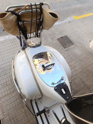 Vespa Sprint 160cc
