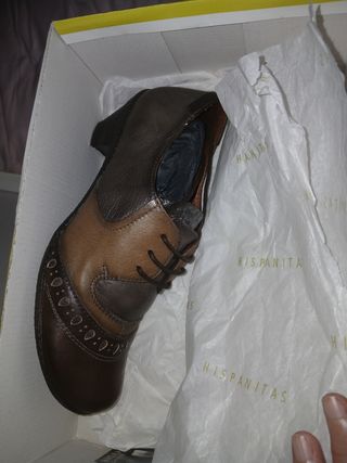 Zapatos mujer marrones y grises 