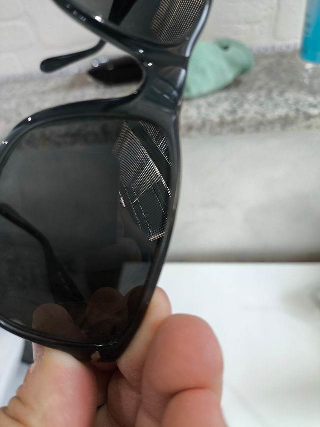 Occhiali Persol mai indossati 