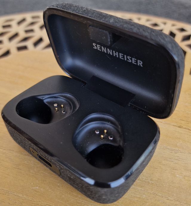 Sennheiser Estuche Carga y accesorios Momentum TW3