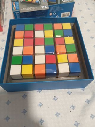 4 Juegos de Mesa: Pictureka, Cluedo, Grab & Color 