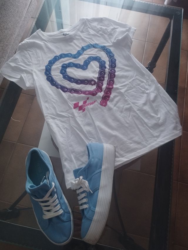Camiseta Moto GP + Zapatillas