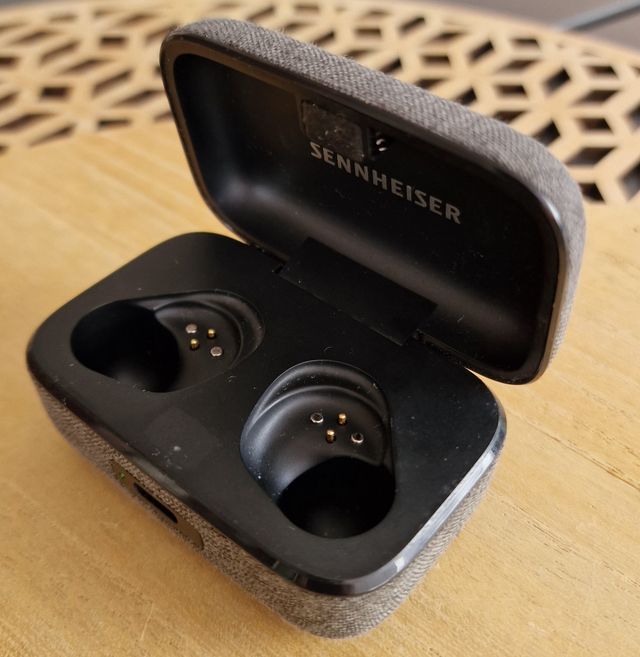Sennheiser Estuche Carga y accesorios Momentum TW3