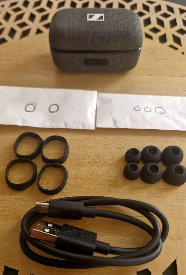 Sennheiser Estuche Carga y accesorios Momentum TW3