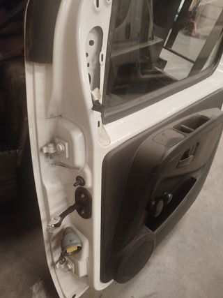 Puertas delanteras y traseras Fiat Fiorino