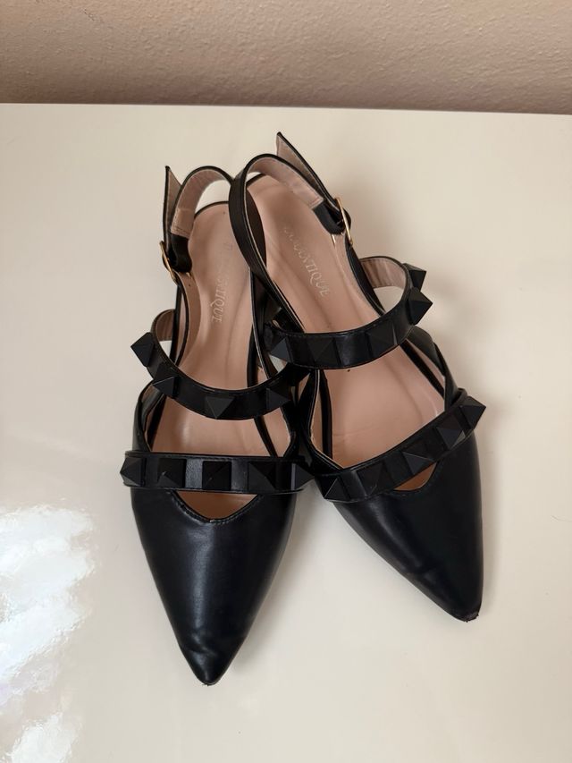 Ballerine nere con borchie - Scarpe punta