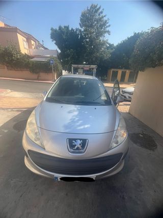 Peugeot 207 3P 1.4 95 CV gasolina 2007