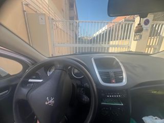 Peugeot 207 3P 1.4 95 CV gasolina 2007