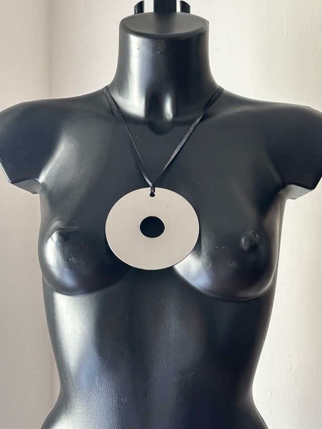 Collana trendy-rock | Ciondolo tondo