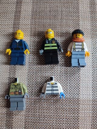 3 Minifigure Lego + 2 Torsi