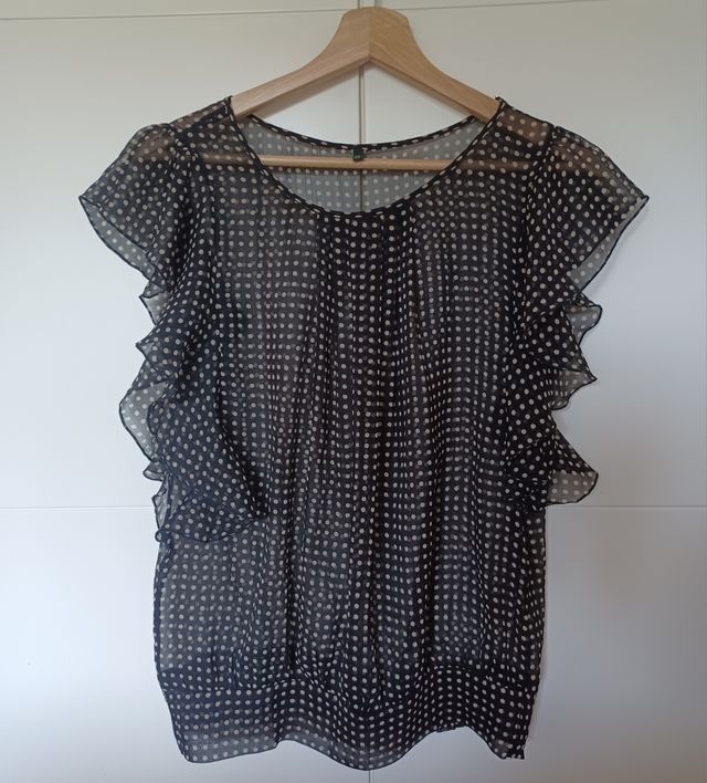 Blusa Benetton lunares
