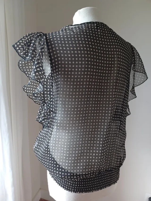 Blusa Benetton lunares