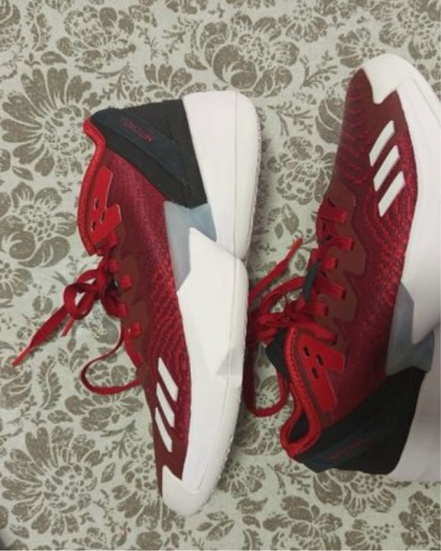 Zapatillas Adidas Donovan Mitchell rojas
