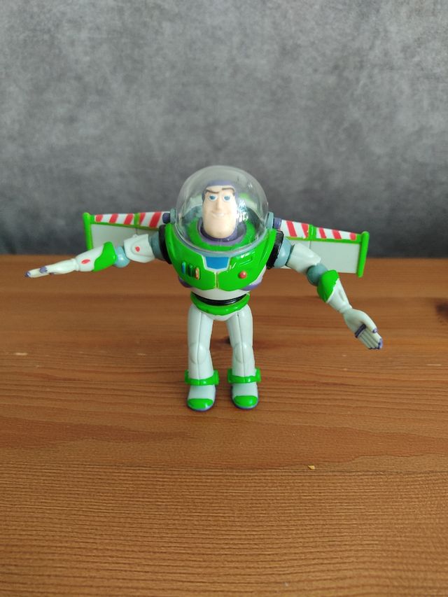Statuetta in PVC di Buzz Lightyear e Garfield